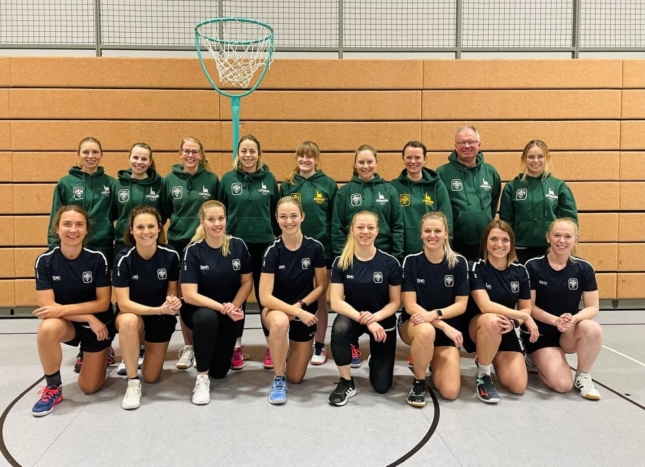 Teamfoto der Korbballspielerinnen des TSV Milbertshofen